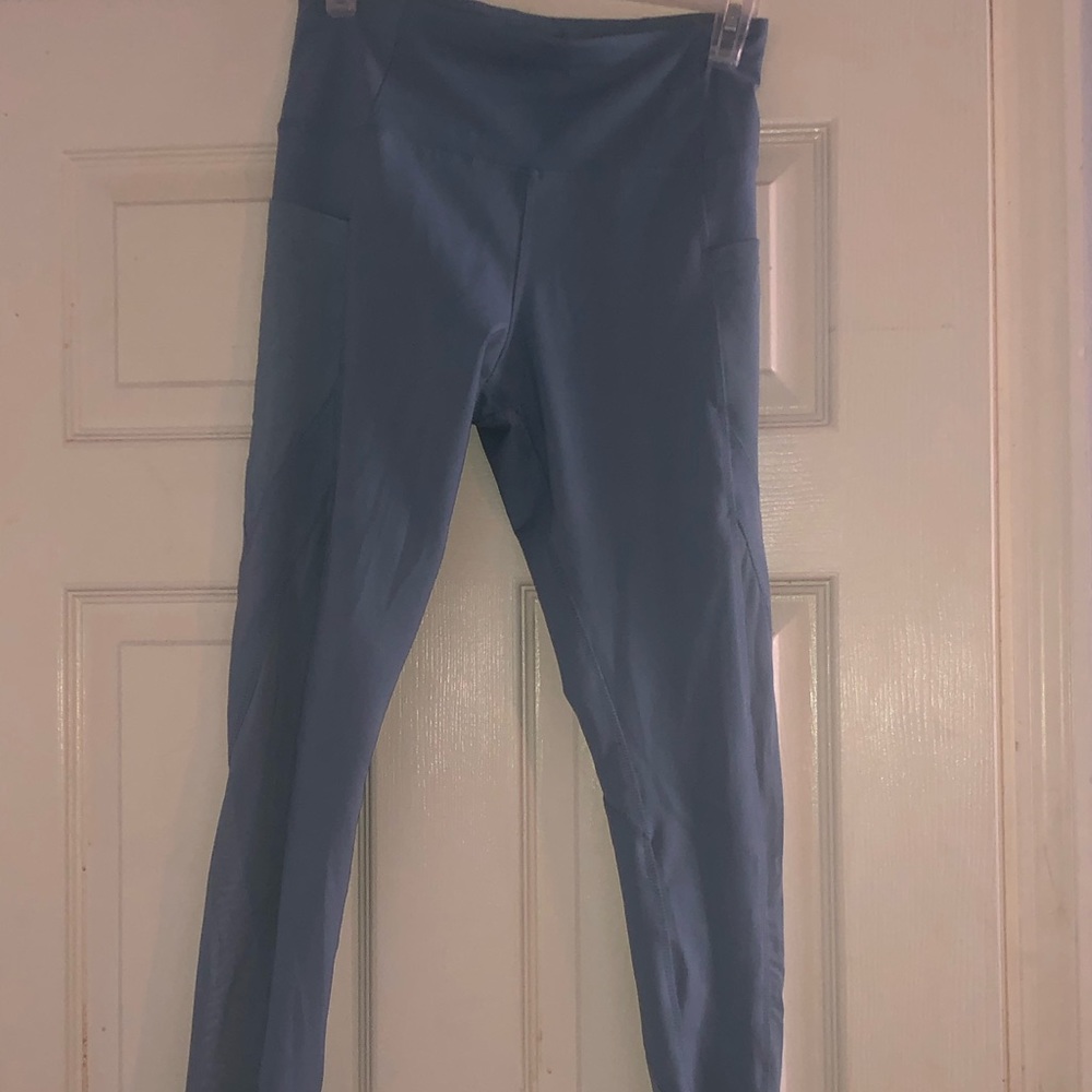 Cali sport light blue leggings size M